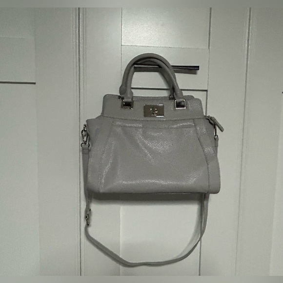 Nine West Purse with Detachable adjustable Shoulder Strap - Picture 2 of 13